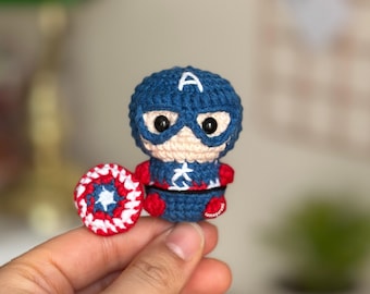 Häkelanleitung für The Shielded Hero Amigurumi (englisch) (PDF)