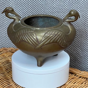 Antique Japanese Bronze Censer, Meiji, with Swan Handles,19th Century Japanese Bronze, Japanese Bronze Censer, 1800s, Antique Bronze, Censer