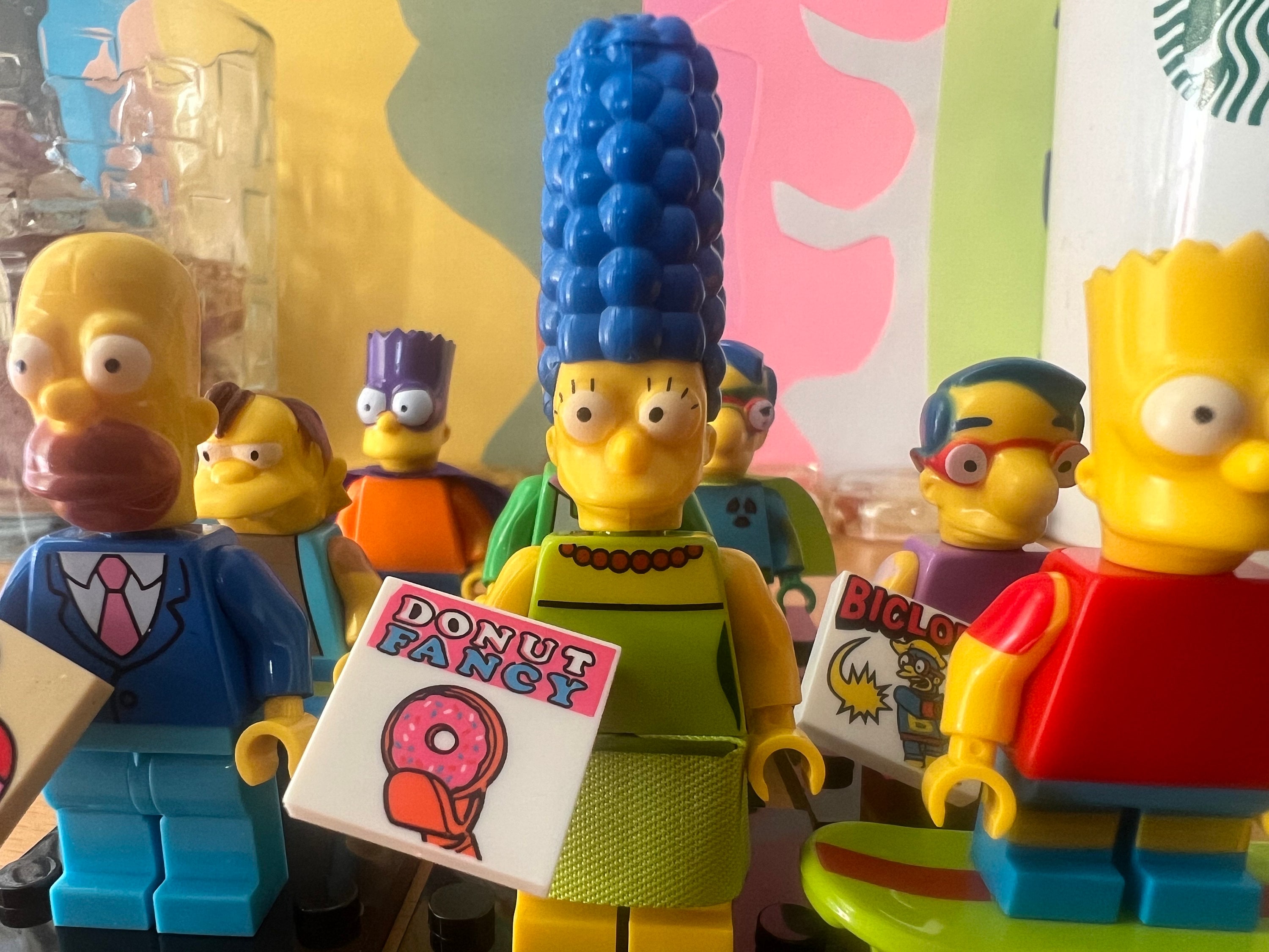 LEGO® Minifigures, The Simpsons™ Series - Videos - LEGO.com for kids