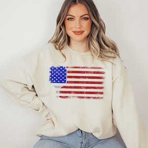 Pickleball Sweatshirt, Pickleball Gifts, American Flag Sweatshirt, Patriotic Pickleball Sweatshirt, Pickleball Clothing, Game Day Shirt