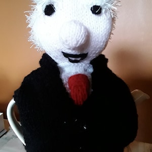 Michael Tea Higgins, Knitted Tea cozy