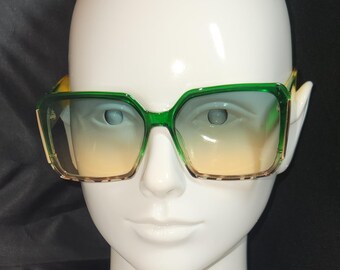 BCBGMAXAZRIA Sunglasses AMAZE IVORY LAMINATE Shiny Square with Green Lens H16601 BCBGMAXAZRIA Sunglasses Amaze Ivory LAMINATE Shiny Square  main image 4