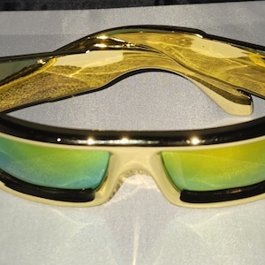 Gold retro sunglasses
