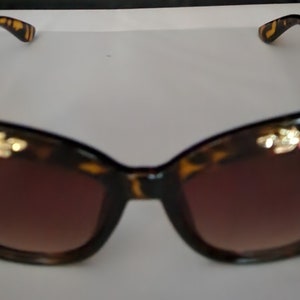 Flowers vintage sunglasses