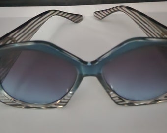 Lunettes de soleil rétro bleues