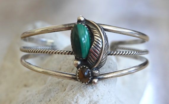 Remarkable Vintage Native American Jewelry Zuni Sterling Silver Pod Necklace Old Remarkable Vintage Native American Jewelry Zuni Sterling Silver Pod Necklace Old