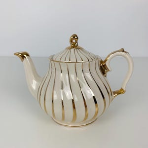 Sadler Tekanna Enkel Te för En Guld Elfenben Vit Virvel England Vintage Gamla Pengar