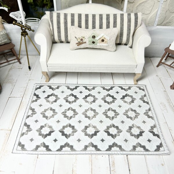 Dollhouse rug