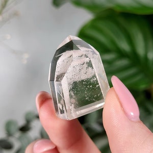 AAA+ Phantomquarz Turm, natürlicher polierter Einschluss Quarz aus Minas Gerais, Brasilien, 15.5g PQT08