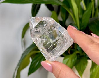 天然石　レムリアン　クオーツ　タワー　水晶　美品 天然レムリアンクォーツタワー、ブラジル産の美しく磨かれた透明