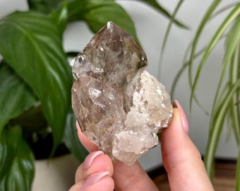 スモーキーエレスチャルクォーツ、ブラジル・ミナスジェライス産天然