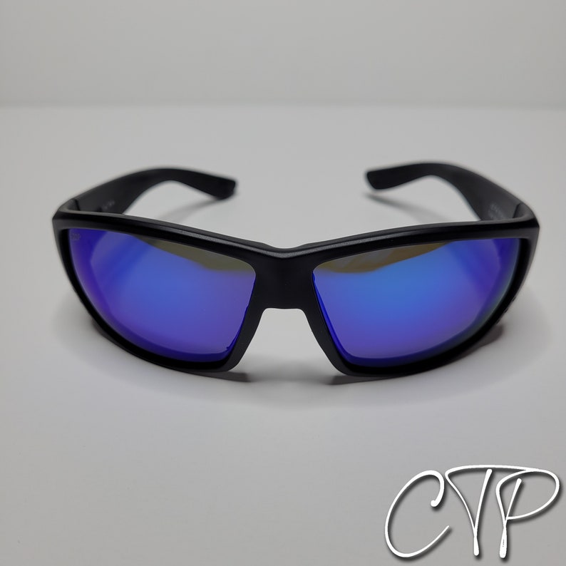 Costa Del Mar Tuna Alley Sunglasses Polarized 580P Lenses Black / Blue