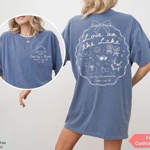 Maglietta &quot;Love On The Lake Bachelorette&quot;, colori comfort, maglietta personalizzata &quot;Lake Club Bachelor&quot;, maglietta personalizzata &quot;Camp Bachelor Party Shirt&quot;, maglietta Lake Tahoe