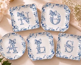 Personalised Floral Toile Blue Monogram Ring Dish, Custom Initial Jewelry Dish, Wedding Bridesmaid Trinket Tray Bestie Birthday Gift for Her
