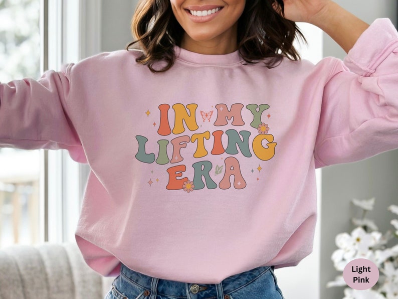 Bold sweatshirt with a playful In My Lifting Era message. A great choice for powerlifters or anyone who’s passionate about lifting heavy.