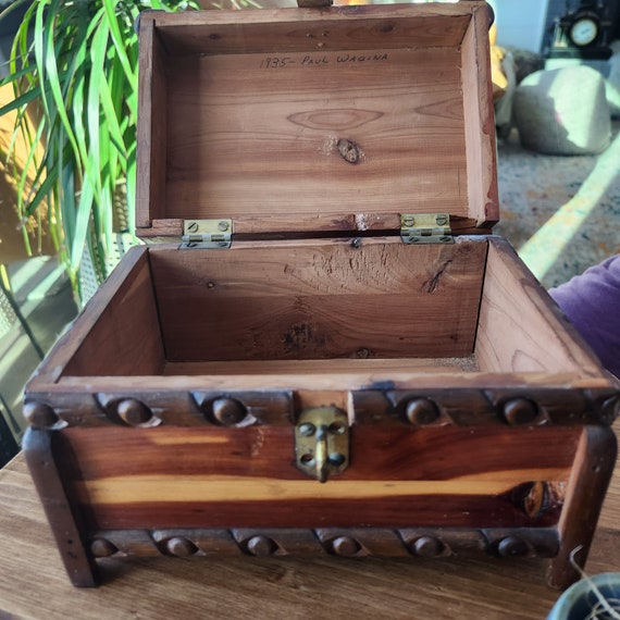 1935 Handmade Wood Decorative Box - image 7