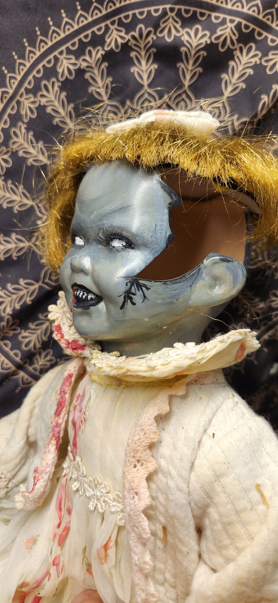 手描きのヴィンテージ呪われた人形 - Etsy 日本