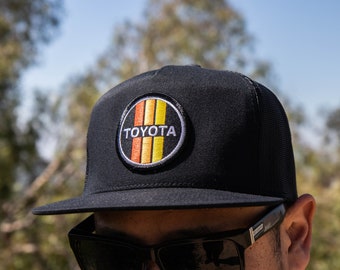 TOYOTA Circle Retro Racing Stripes Black Multicam Snapback Trucker