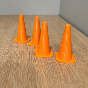 Mini Traffic Cones 6 Pack