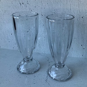 50’s Style Soda Glass pair. vintage soda cups. Soda shoppe. Soda jerk. Milkshake glass. Quality! Thick.  Libbey soda glass style no. 5110.