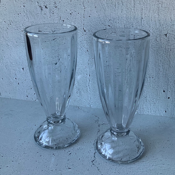 Coppia di bicchieri in vetro soda stile anni '50. Fantastica tazza di soda vintage. Negozio di bibite. Coglione della soda. Vetro spesso e pesante. Qualità! Bicchiere per soda della Libbey, stile n. 5110