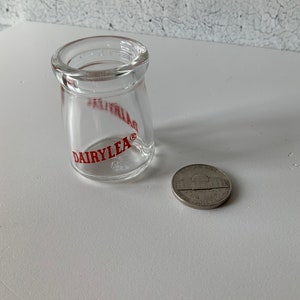 DairyLea mini bottle. Vintage Dairy. Dealer’s sample. Cream. Promo item. Pyro-glazed. Point of sale. Display. ACL. Collectible glass. Farm.