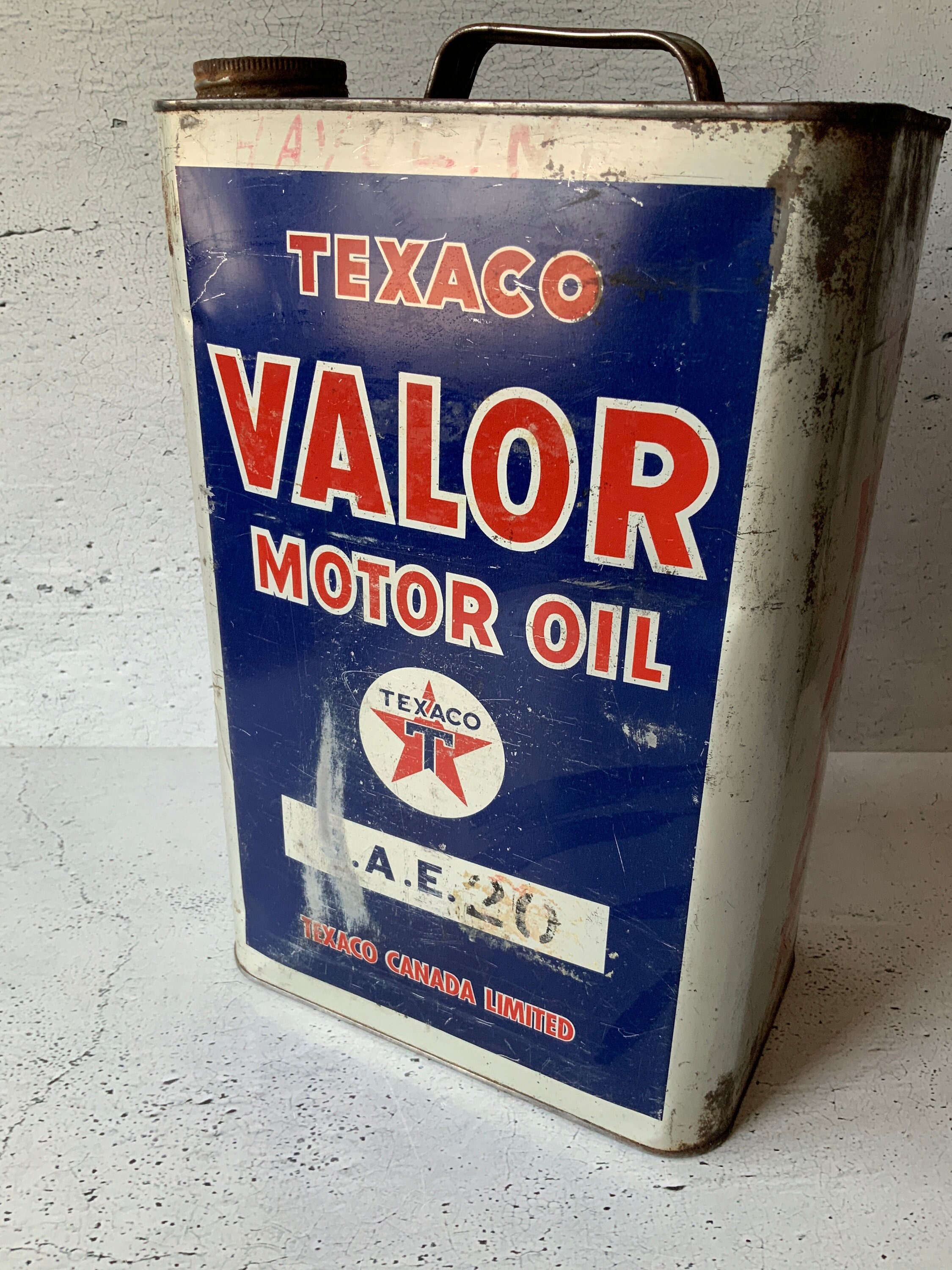 Esso モーターオイル缶 18リッター アンティーク Esso モーターオイル缶 18リッター アンティーク Esso モーターオイル