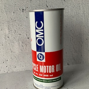 Volle OMC 2-takt buitenboordmotorolie. Verzegeld. Vintage blik. 16Fl. oz. Kettingzaag. Sneeuwscooter. Gemengd. Oude auto spullen. Gas en olie. Petroliana. Castrol.
