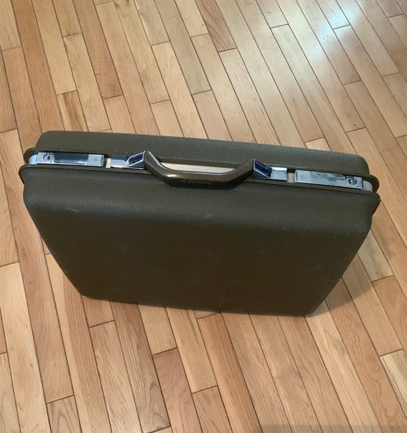 Samsonite clamshell luggage hotsell