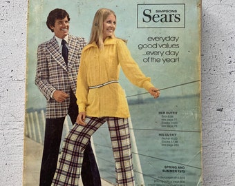 Frühling und Sommer 1973. Simpsons Sears. Kenmore. Perma-Prest. Drylon. Fortrel. Evinrude. Adidas.