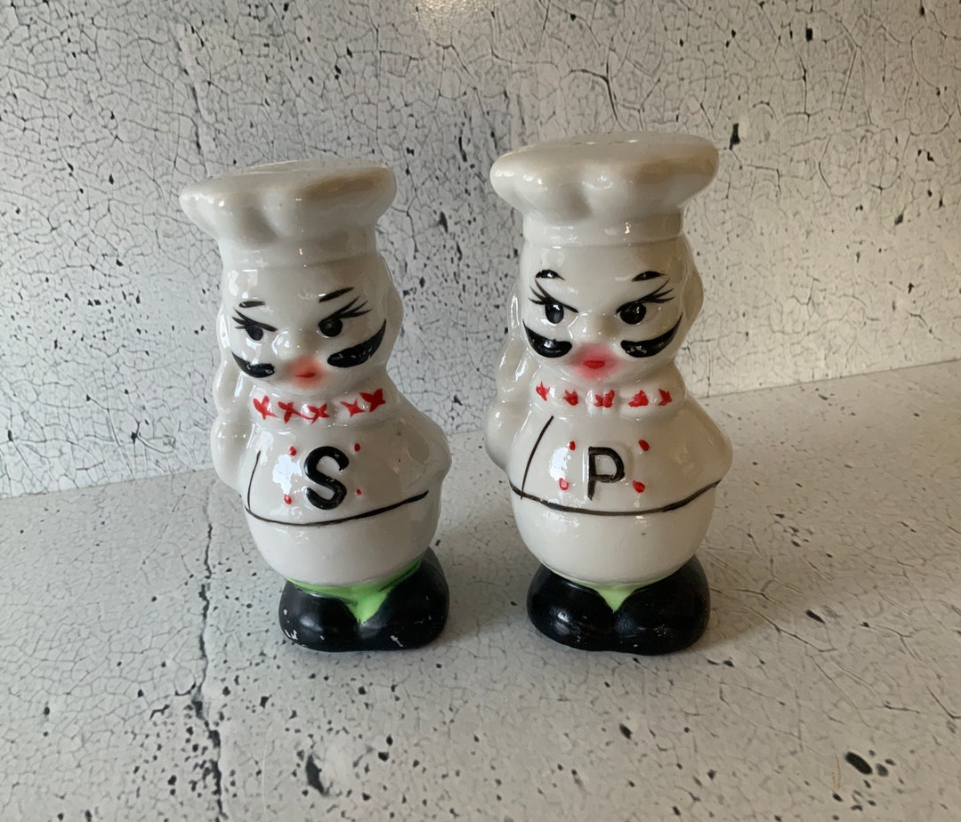 Chefs. Salt and Pepper. Vintage Porcelain Salt and Pepper Shakers
