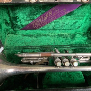 Vintage conn trumpet - Etsy 日本