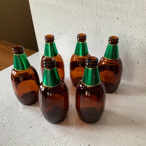 Heidelberg 6 pack. Stubby bottles. Empty. Vintage beer bottles. 1970s. Breweriana. Canadian Beer. Fine Quality Beer. Carling. Amber glass. image 8