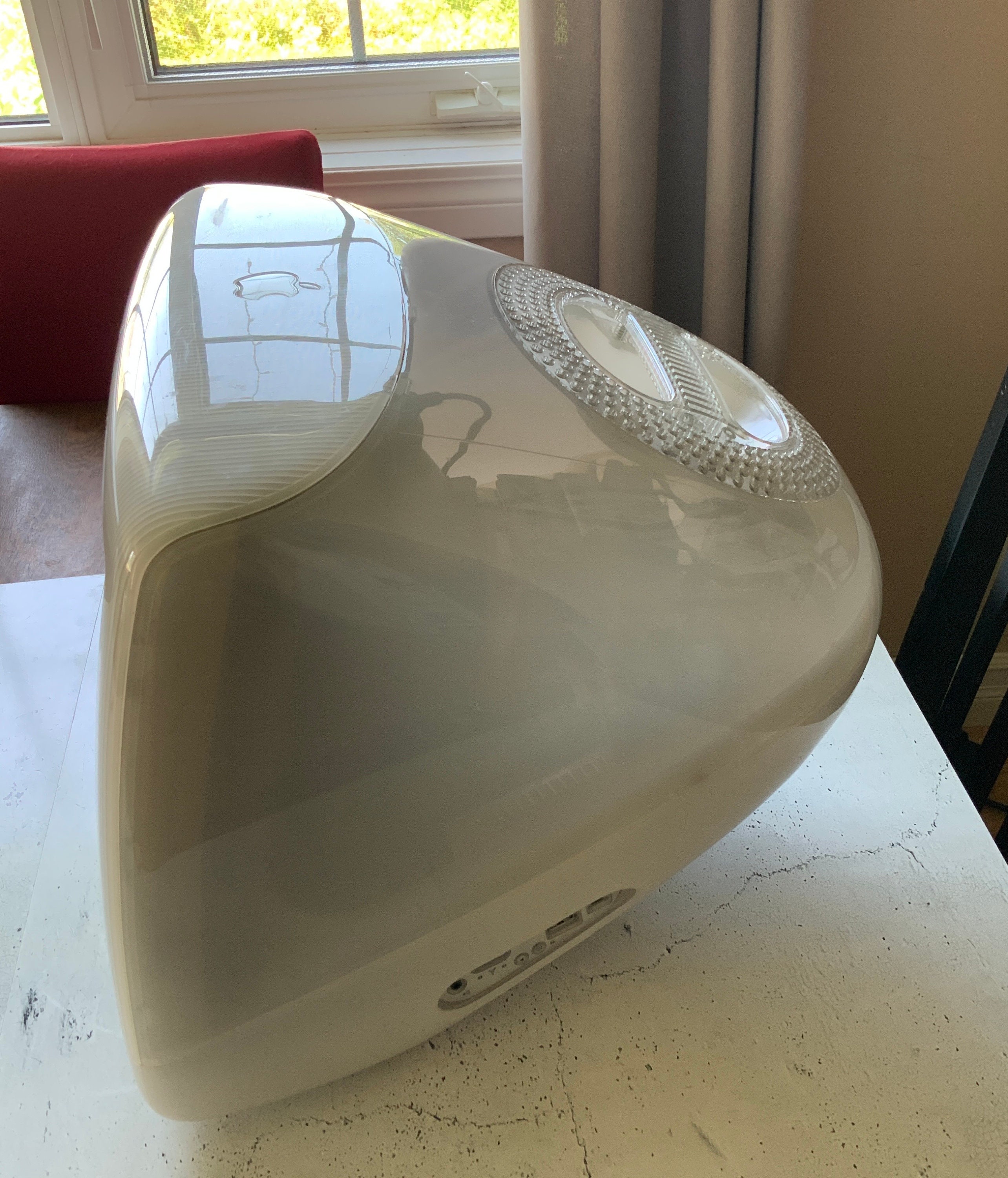 Apple Imac G3 for Sale. White. 2000. Model M5521. DHHS. GX