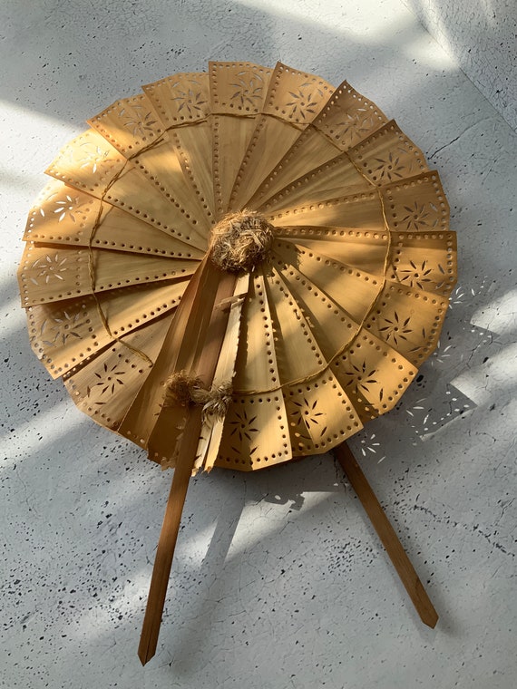 Wooden Fan. Beautiful, fine, wood veneer. Articula