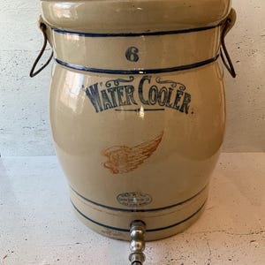 Red Wing 6 gal Water cooler. Union Stoneware Co. Antique stoneware. With Wallaceburg 512 spigot. Antique home cottage decor. Fine crack.