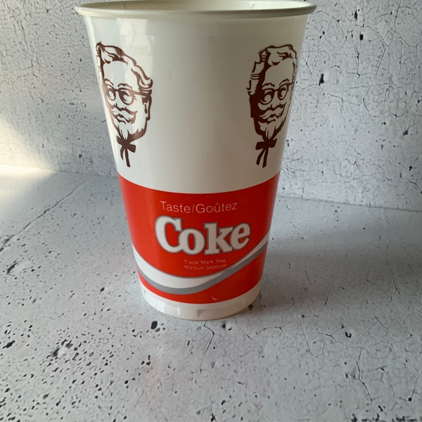 KFC Coke soda glass. Vintage solo-cup style. Kentucky Fried Chicken collectible. Coca-cola collectible. Dixie cup. Plastic drinking glass.
