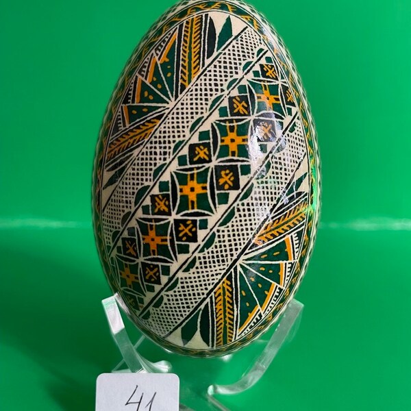 Arte con huevos: huevo de ganso Pysanky, adorno decorativo cultural para el hogar