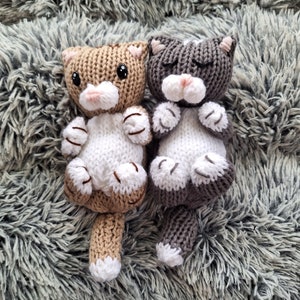 Machine Knit Sleepy Kitten Pattern **PATTERN ONLY**