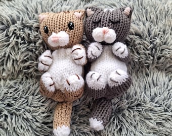 Machine Knit Sleepy Kitten Pattern **PATTERN ONLY**