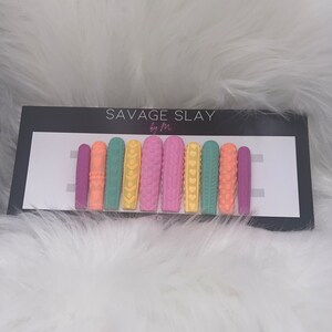 Sweater press on nails | long press on nails | short press on nails | spring Press On Nails | acrylic press on nails | gel color press ons