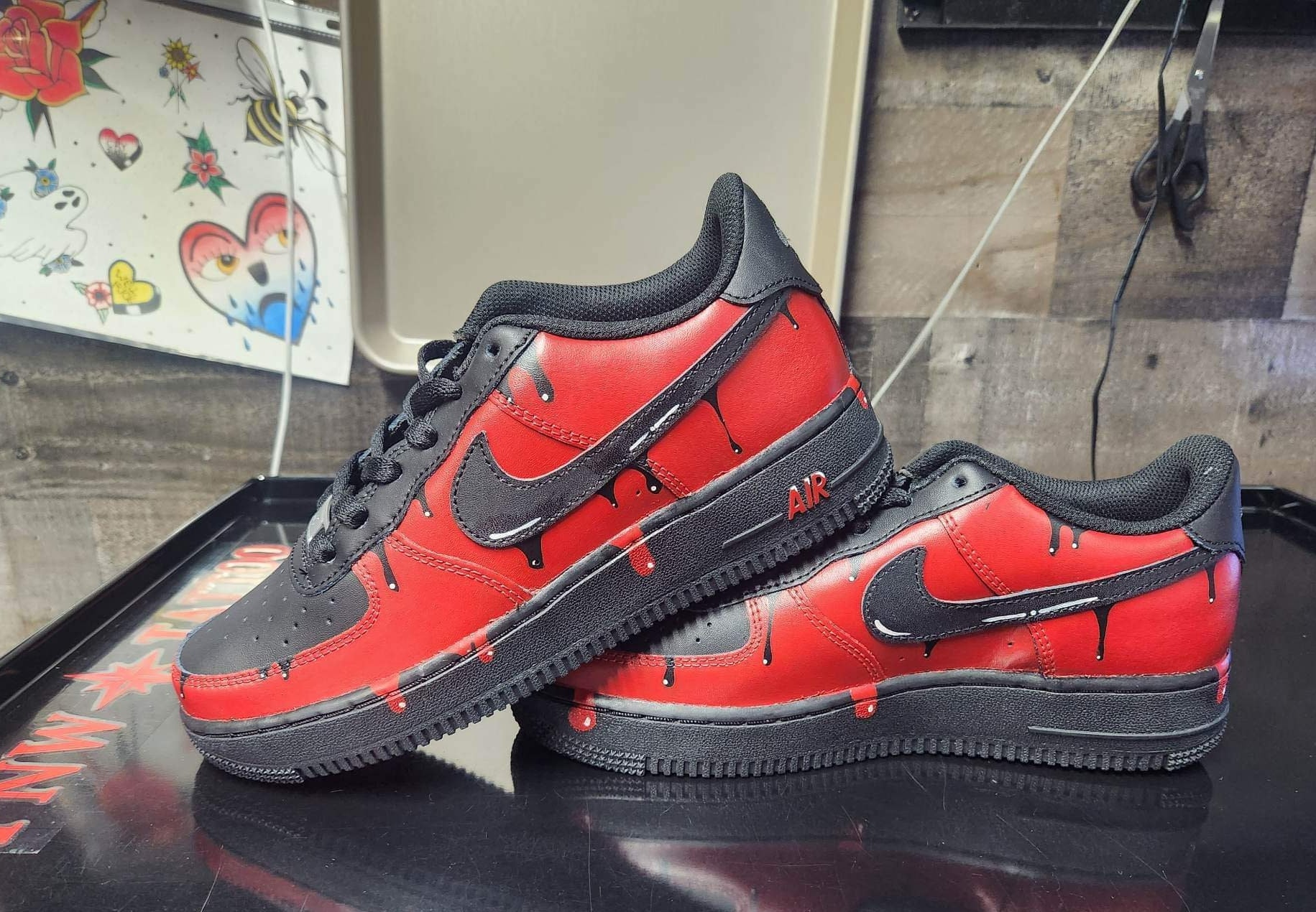 Black and cheap red af1