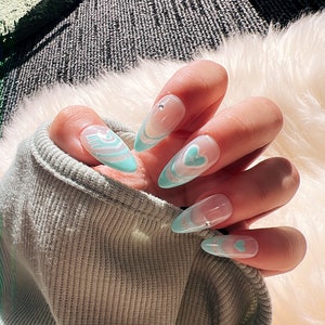 RIUTILIZZABILE Valorant Sage PRESS ON Nails / Medium Almond / Premium Press on Nails / Sage Nails