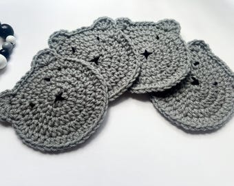 Hand-Crocheted Bear Coaster Set: Cozy Drink Coasters