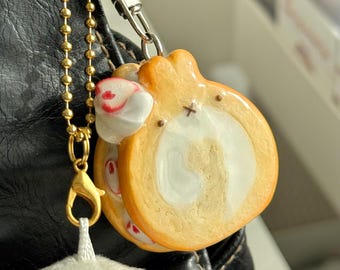 Strawberry Bunny Cake Keychain [Pre-Order]