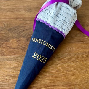 Pensionsschultüte aus Stoff, Geschenk zum Ruhestand, Rente, Altersteilzeit, Nostalgie, Chefin, Kissen, Kollegin, Altersruhestand