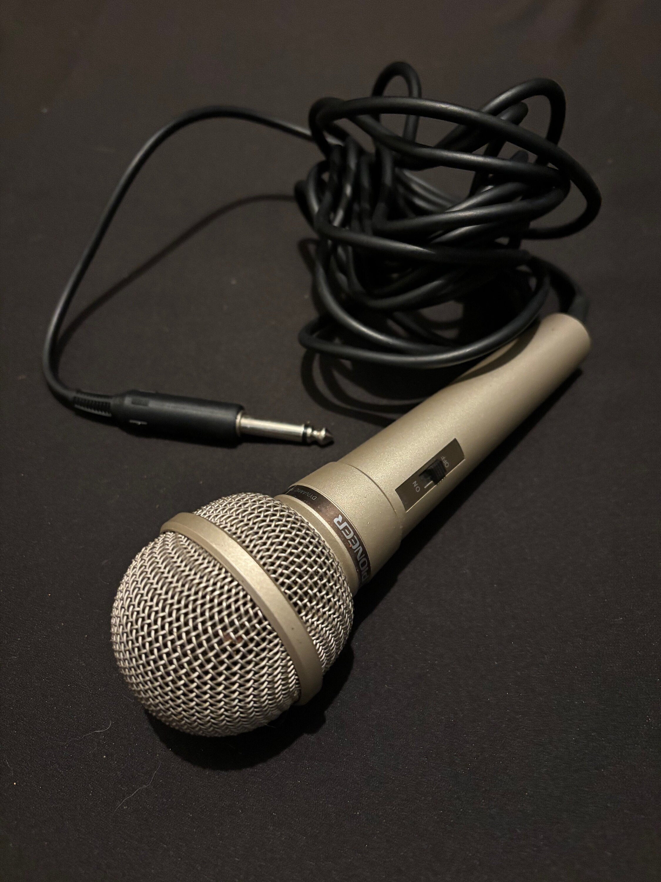 Microphone dynamique filaire, micro karaoké vocal Algeria