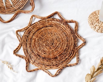 Décor de mur d'écorce de banane, décor de mur de panier de Boho naturel, décoration de mur de chambre à coucher, décor de mur rond de panier en osier, plaque de mur rustique de cintre