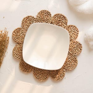 Natural Seagrass Placemat, Boho Raffia Placemats, Rustic Wedding Table Decor, Wicker Placemat for Round Table, Woven Rattan Event Placemat