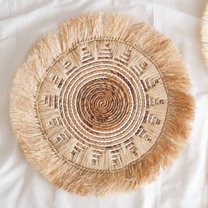 Seagrass Basket Wall Decor, Woven Fringe Basket Wall Decor, Raffia Fringe Wall Decor, Boho Wedding Table Charger, Wedding Table Decor